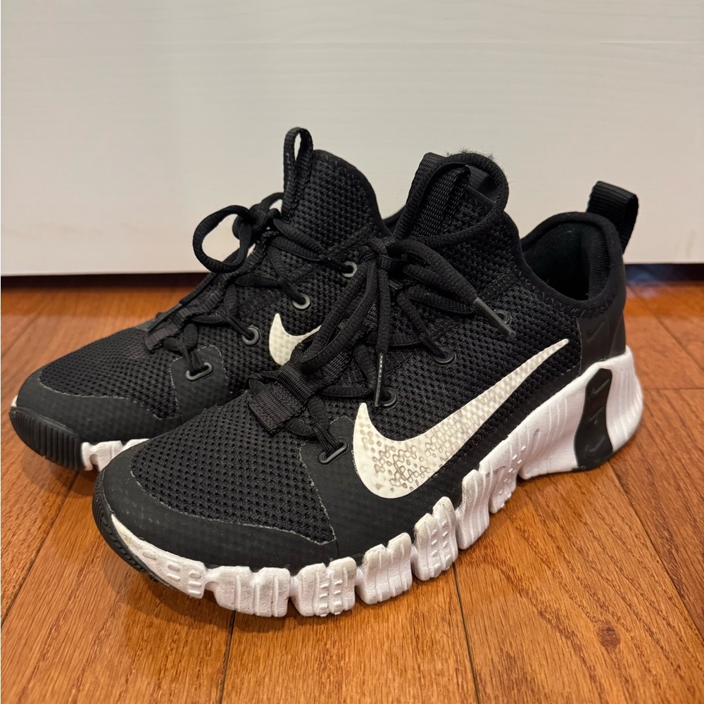 Nike Black Mesh Sneakers with White Accents